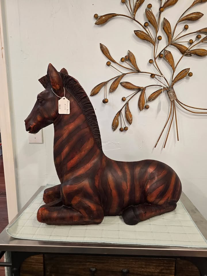 Read more about the article Bold Zebra Sculpture—Instant Safari Style for Your Space